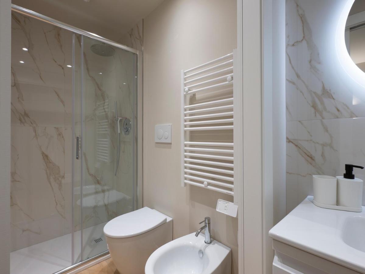 I Host Apartment - Ranzoni 1 Milánó Kültér fotó